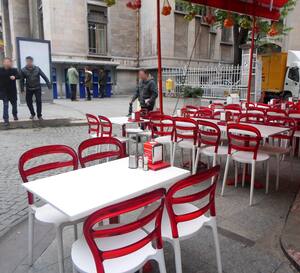 Eminonu Tel Sandalye